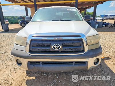 Piąte zdjęcie samochodu w środku: 2011 TOYOTA TUNDRA DOUBLE CAB SR5 VIN:5TFRY5F15BX115586 - miniatura