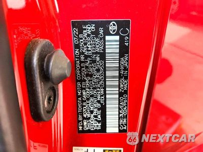 Zdjęcie 12 z 12 samochodu: 2022 TOYOTA PRIUS XLE AWD-E VIN:JTDL9MFU3N3039532 - miniatura