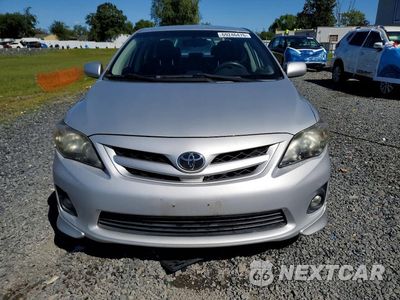 Piąte zdjęcie samochodu w środku: 2013 TOYOTA COROLLA S VIN:2T1BU4EE4DC128309 - miniatura