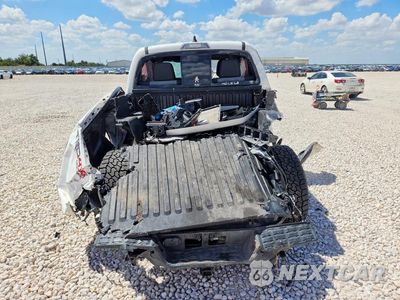 Zdjęcie 6 z 12 samochodu: 2021 TOYOTA TACOMA TRD OFF-ROAD VIN:5TFCZ5AN7MX258782 - miniatura