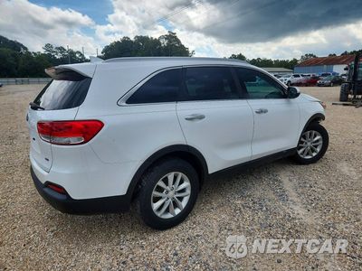 Trzecie zdjęcie samochodu z tyłu: 2017 KIA SORENTO LX VIN:5XYPG4A35HG284192 - miniatura
