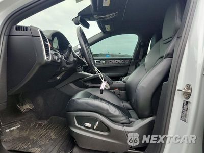 Zdjęcie 7 z 13 samochodu: 2021 PORSCHE CAYENNE COUPE VIN:WP1BA2AY5MDA43560 - miniatura