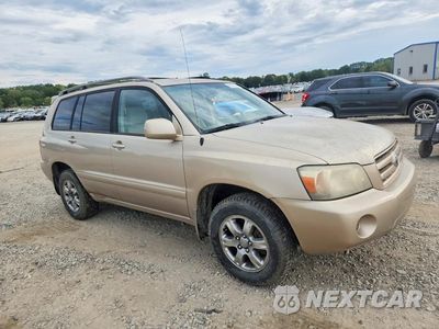 Czwarte zdjęcie samochodu z boku: 2005 TOYOTA HIGHLANDER BASE VIN:JTEEP21A550117368 - miniatura