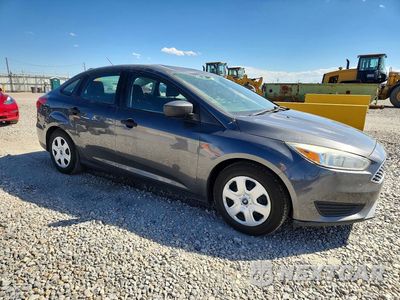 Czwarte zdjęcie samochodu z boku: 2016 FORD FOCUS S VIN:1FADP3E2XGL398907 - miniatura