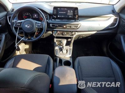 Zdjęcie 8 z 14 samochodu: 2021 KIA SELTOS S VIN:KNDEUCAA0M7046766 - miniatura