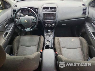 Zdjęcie 8 z 13 samochodu: 2017 MITSUBISHI OUTLANDER SPORT ES VIN:JA4AR3AU4HZ009606 - miniatura