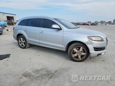 Czwarte zdjęcie samochodu z boku: 2015 AUDI Q7 PREMIUM VIN:WA1CGAFE7FD022526 - miniatura