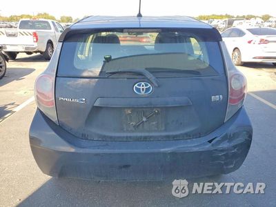 Zdjęcie 6 z 12 samochodu: 2013 TOYOTA PRIUS C TWO VIN:JTDKDTB39D1047145 - miniatura