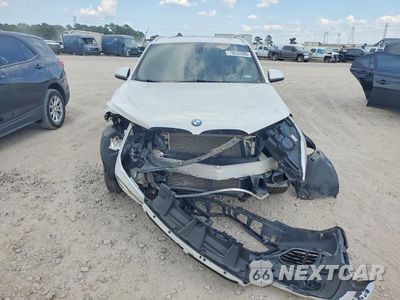 Piąte zdjęcie samochodu w środku: 2018 BMW X1 SDRIVE28I VIN:WBXHU7C34J5H42983 - miniatura