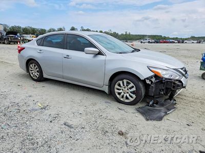 Czwarte zdjęcie samochodu z boku: 2016 NISSAN ALTIMA 2.5 S VIN:1N4AL3AP2GC240772 - miniatura
