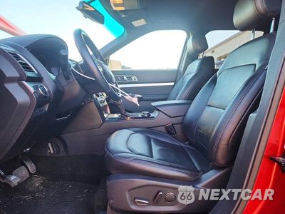Zdjęcie 7 z 14 samochodu: 2017 FORD EXPLORER XLT VIN:1FM5K8D85HGD52231 - miniatura