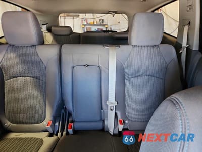 Zdjęcie 10 z 13 samochodu: 2013 CHEVROLET TRAVERSE LS VIN:1GNKVFED9DJ101179 - miniatura