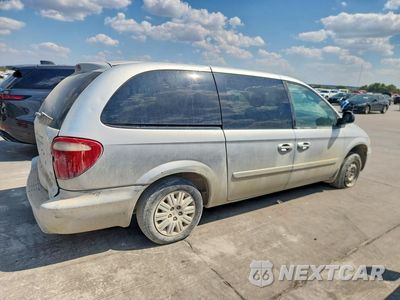 Trzecie zdjęcie samochodu z tyłu: 2005 CHRYSLER TOWN & COUNTRY LX VIN:2C4GP44R85R518610 - miniatura