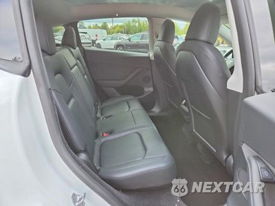 Zdjęcie 10 z 12 samochodu: 2023 TESLA MODEL Y VIN:7SAYGDEF7PF778085 - miniatura