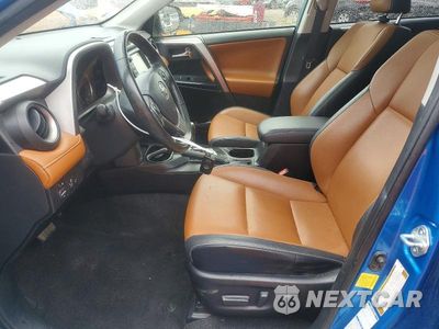 Zdjęcie 7 z 13 samochodu: 2018 TOYOTA RAV4 HV LIMITED VIN:JTMDJREV0JD160543 - miniatura