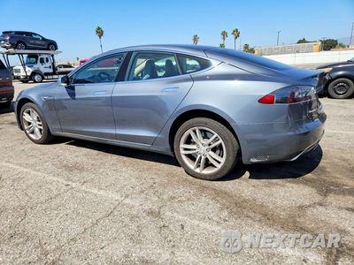 Drugie zdjęcie samochodu z przodu: 2013 TESLA MODEL S VIN:5YJSA1CN8DFP06336 - miniatura