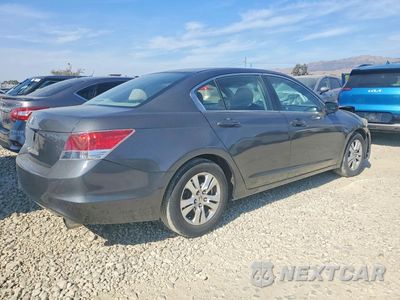 Trzecie zdjęcie samochodu z tyłu: 2010 HONDA ACCORD LXP VIN:1HGCP2F46AA067570 - miniatura