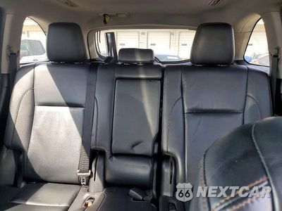Zdjęcie 10 z 14 samochodu: 2019 TOYOTA HIGHLANDER XLE VIN:5TDJZRFH0KS621962 - miniatura