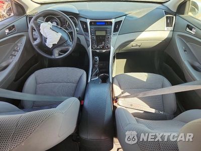 Zdjęcie 8 z 13 samochodu: 2013 HYUNDAI SONATA GLS VIN:5NPEB4AC7DH664319 - miniatura