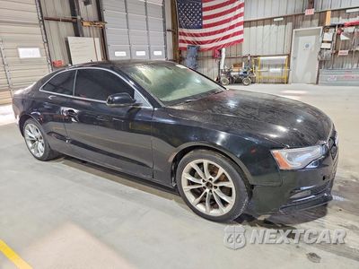 Czwarte zdjęcie samochodu z boku: 2014 AUDI A5 PREMIUM VIN:WAUCFAFR2EA053403 - miniatura