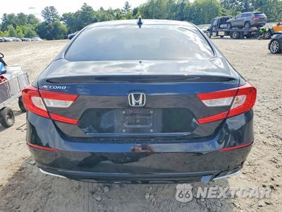 Zdjęcie 6 z 13 samochodu: 2018 HONDA ACCORD EX VIN:1HGCV1F48JA200507 - miniatura