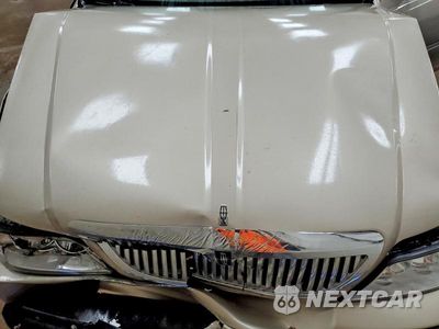 Zdjęcie 11 z 12 samochodu: 2005 LINCOLN TOWN CAR SIGNATURE LIMITED VIN:1LNHM82W25Y604290 - miniatura