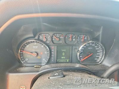 Zdjęcie 9 z 12 samochodu: 2017 CHEVROLET SILVERADO C2500 HEAVY DUTY VIN:1GC0CUEG4HZ277522 - miniatura