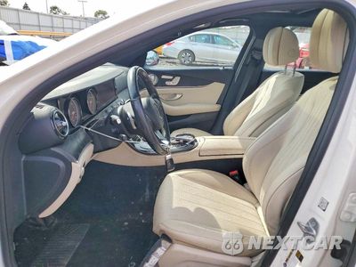 Zdjęcie 7 z 12 samochodu: 2017 MERCEDES-BENZ E 300 4MATIC VIN:WDDZF4KB3HA144794 - miniatura