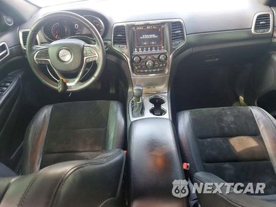Zdjęcie 8 z 13 samochodu: 2018 JEEP GRAND CHEROKEE LAREDO VIN:1C4RJFAGXJC332692 - miniatura