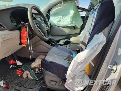 Zdjęcie 7 z 13 samochodu: 2017 HYUNDAI TUCSON ECO VIN:KM8J33A2XHU355772 - miniatura
