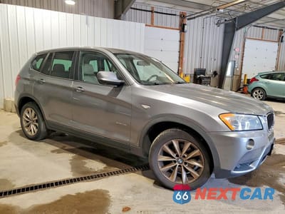 Czwarte zdjęcie samochodu z boku: 2013 BMW X3 XDRIVE28I VIN:5UXWX9C5XD0A08776 - miniatura
