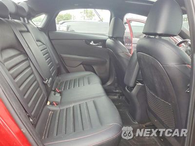 Zdjęcie 10 z 12 samochodu: 2021 KIA FORTE GT VIN:3KPF44AC2ME309044 - miniatura