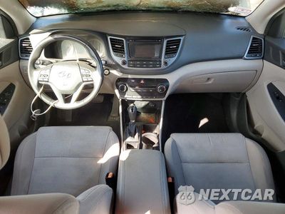 Zdjęcie 8 z 13 samochodu: 2016 HYUNDAI TUCSON SPORT VIN:KM8J3CA25GU086305 - miniatura