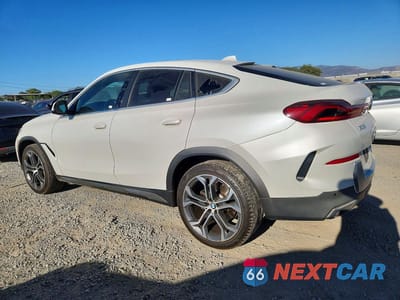 Drugie zdjęcie samochodu z przodu: 2021 BMW X6 XDRIVE40I VIN:5UXCY6C08M9D85962 - miniatura