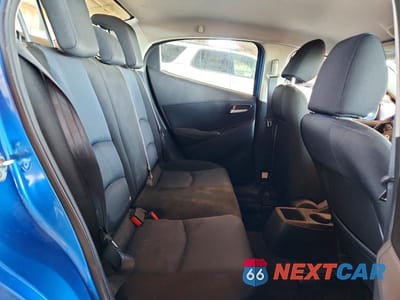 Zdjęcie 10 z 13 samochodu: 2019 TOYOTA YARIS LE VIN:3MYDLBYV8KY501409 - miniatura