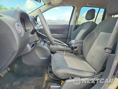 Zdjęcie 7 z 12 samochodu: 2016 JEEP COMPASS SPORT VIN:1C4NJDBB5GD662197 - miniatura