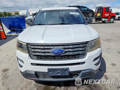 Piąte zdjęcie samochodu w środku: 2018 FORD EXPLORER POLICE INTERCEPTOR VIN:1FM5K8AR7JGB46315 - miniatura