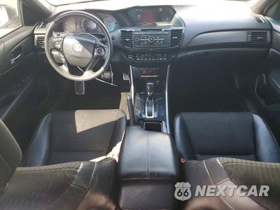 Zdjęcie 8 z 13 samochodu: 2016 HONDA ACCORD SPORT VIN:1HGCR2F52GA206539 - miniatura
