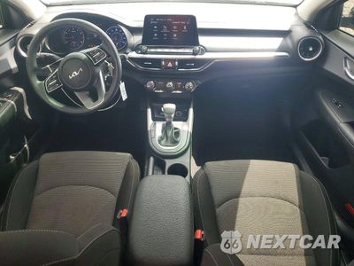 Zdjęcie 8 z 13 samochodu: 2023 KIA FORTE LXS VIN:3KPF24AD2PE601084 - miniatura