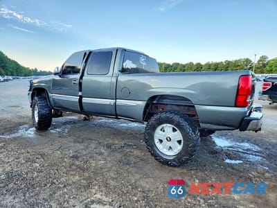 Drugie zdjęcie samochodu z przodu: 2002 GMC NEW SIERRA C1500 VIN:2GTEC19TX21181079 - miniatura