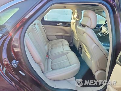 Zdjęcie 10 z 12 samochodu: 2018 LINCOLN MKZ RESERVE VIN:3LN6L5E90JR621130 - miniatura