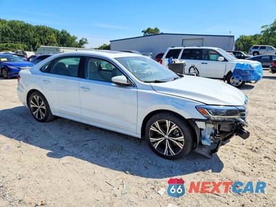 Czwarte zdjęcie samochodu z boku: 2021 VOLKSWAGEN PASSAT SE VIN:1VWSA7A36MC010024 - miniatura