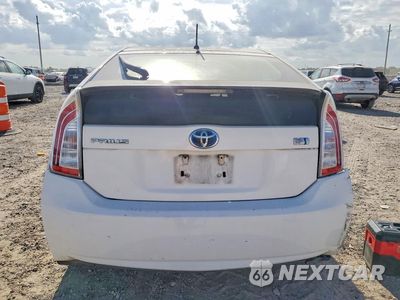 Zdjęcie 6 z 12 samochodu: 2013 TOYOTA PRIUS TWO VIN:JTDKN3DU0D5638363 - miniatura