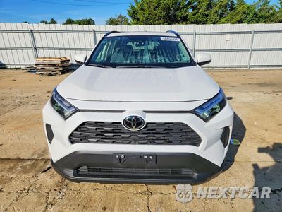 Piąte zdjęcie samochodu w środku: 2025 TOYOTA RAV4 XLE VIN:2T3P1RFV3SW599543 - miniatura