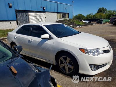 Czwarte zdjęcie samochodu z boku: 2014 TOYOTA CAMRY SE VIN:4T1BF1FK0EU351668 - miniatura