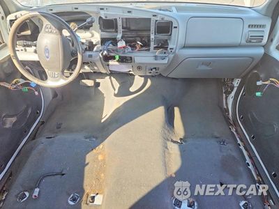 Zdjęcie 8 z 12 samochodu: 2006 FORD F350 SRW SUPER DUTY VIN:1FTWW31P46ED30855 - miniatura