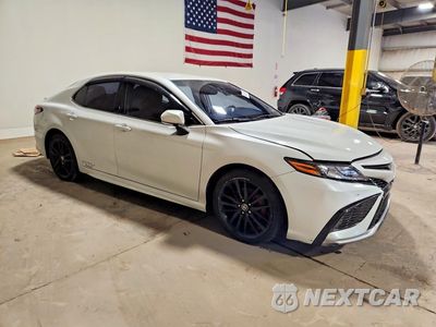Czwarte zdjęcie samochodu z boku: 2022 TOYOTA CAMRY XSE VIN:4T1K61AK6NU029477 - miniatura