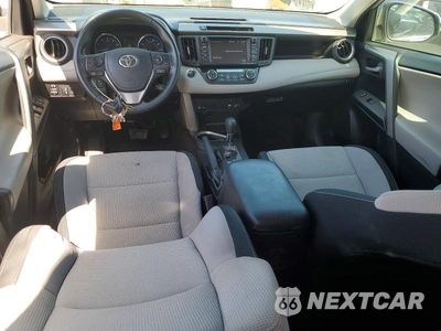 Zdjęcie 8 z 13 samochodu: 2016 TOYOTA RAV4 XLE VIN:2T3WFREV7GW250455 - miniatura