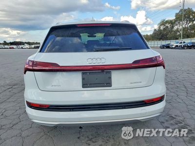 Zdjęcie 6 z 13 samochodu: 2022 AUDI E-TRON PREMIUM PLUS VIN:WA1LAAGE2NB004414 - miniatura