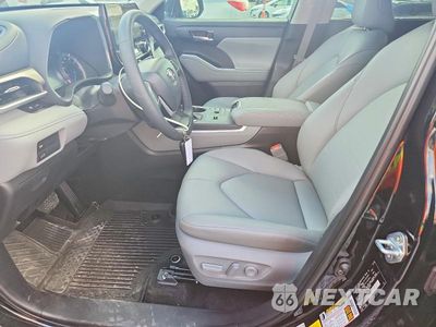 Zdjęcie 7 z 12 samochodu: 2026 TOYOTA HIGHLANDER HYBRID XLE VIN:5TDKBRCHXTS710355 - miniatura